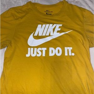 nike dry-fit tee shirt